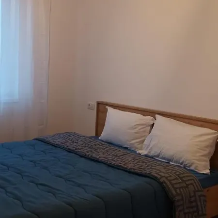 Inchis Definitiv Διαμέρισμα Μπρασόβ